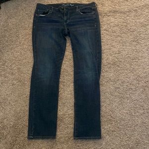 Dark Blue American Eagle Jeans. Size 16 Regular.